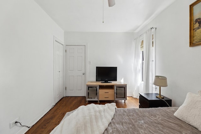 3418 N Oak Park Ave, Chicago, IL 60634 - bedroom with wood finished floors and a ceiling fan