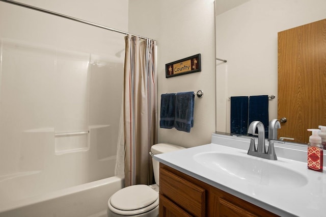 411 Anjali Ct, Sycamore, IL 60178 - full bath featuring toilet, vanity, and shower / bath combo with shower curtain