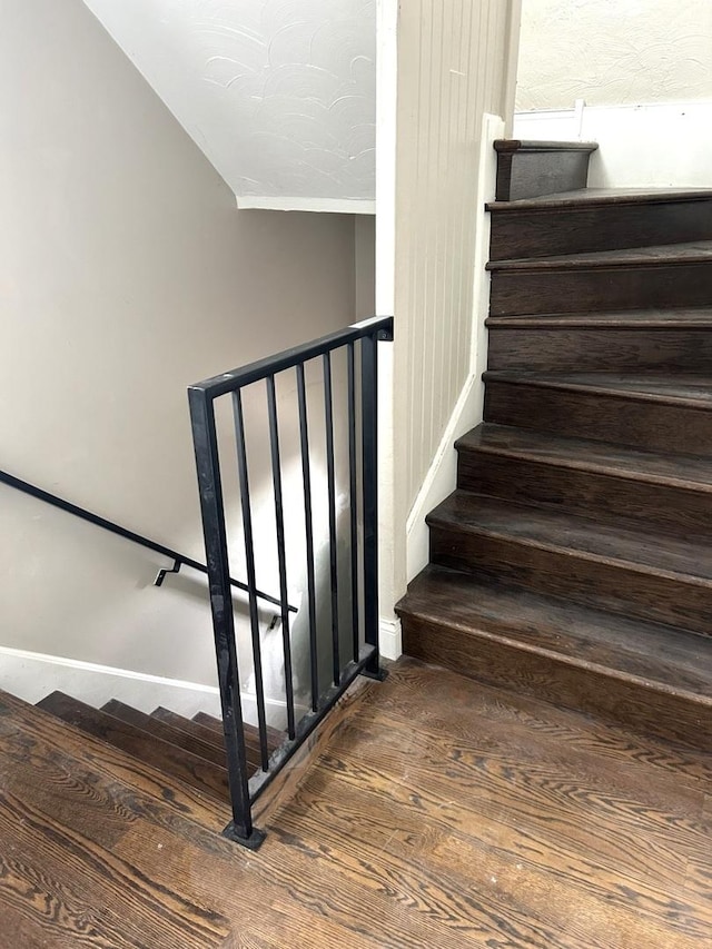 5810 W 64th Pl, Chicago, IL 60638 - view of stairs
