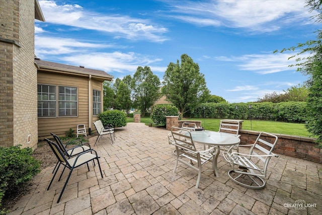 541 Clover Dr, Algonquin, IL 60102 - view of patio / terrace with outdoor dining area