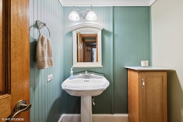 111 E Garden Ave, Palatine, IL 60067 - view of bathroom