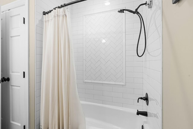 full bath with shower / tub combo