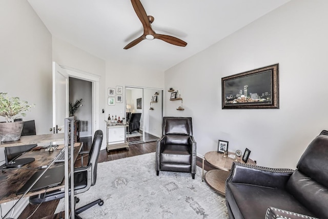 834 W Belle Plaine Ave Unit 3W, Chicago, IL 60613 - office area with wood finished floors, a ceiling fan, and visible vents