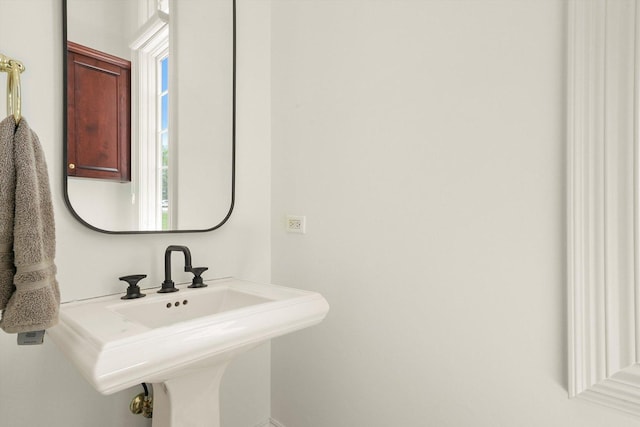96 S Wynstone Dr, North Barrington, IL 60010 - bathroom featuring a sink