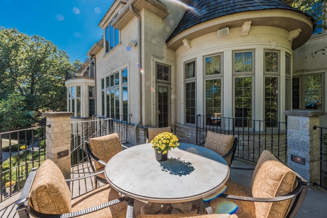 96 S Wynstone Dr, North Barrington, IL 60010 - patio / terrace featuring outdoor dining area