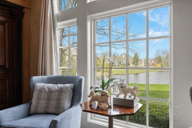 36W442 Hunters Gate Rd, Saint Charles, IL 60175 - sitting room featuring a water view