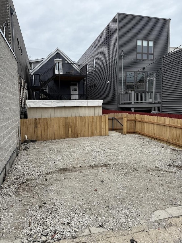 1851 W Dickens Ave, Chicago, IL 60647 - view of yard featuring fence