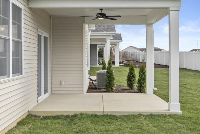 6367 Jasmine Ave, Portage, IN 46368 - view of patio featuring central air condition unit, a ceiling fan, and fence
