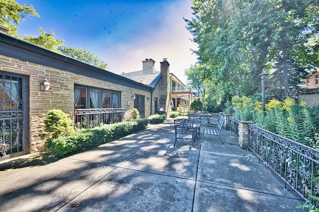 6776 N Laporte Ave, Lincolnwood, IL 60712 - view of patio featuring outdoor dining space