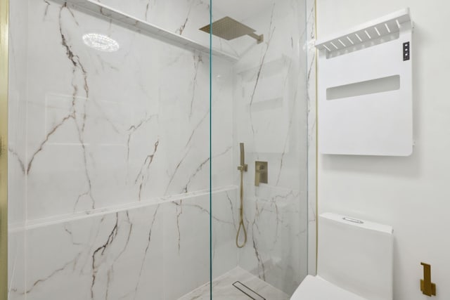 1560 N Sandburg Ter Unit 1011J, Chicago, IL 60610 - full bath with toilet and a marble finish shower