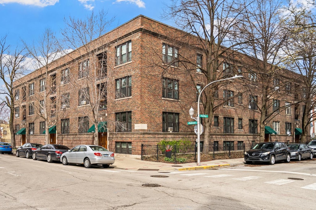 734 W Wrightwood Ave Unit 2, Chicago, IL 60614 - view of building exterior