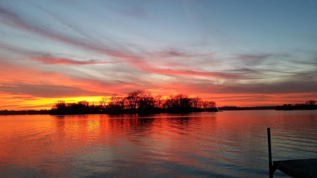 536 Circle Dr, Fox Lake, IL 60020 - water view