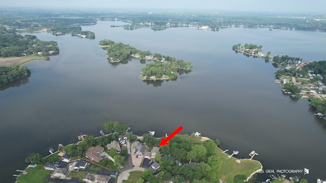 536 Circle Dr, Fox Lake, IL 60020 - aerial overview of property's location with a nearby body of water