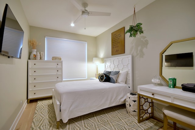 262 N Addison Ave, Elmhurst, IL 60126 - bedroom featuring light wood finished floors and a ceiling fan