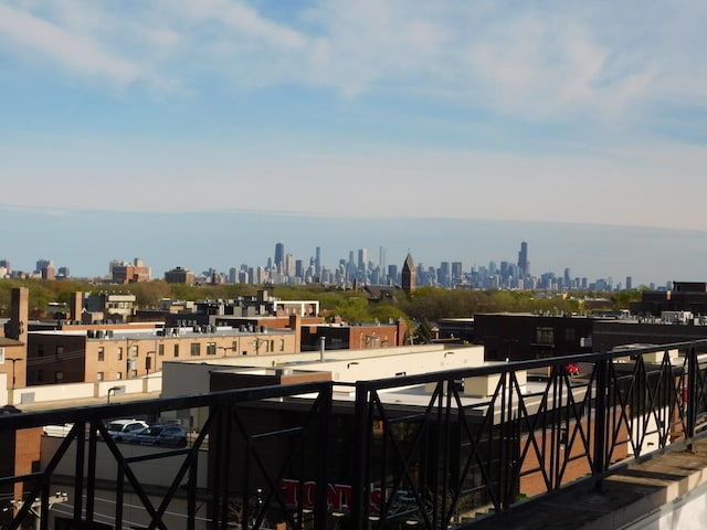 5300 N Lincoln Ave Unit 5A, Chicago, IL 60625 - deck with a city view