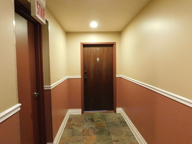 5300 N Lincoln Ave Unit 5A, Chicago, IL 60625 - entryway featuring recessed lighting, baseboards, and stone finish flooring