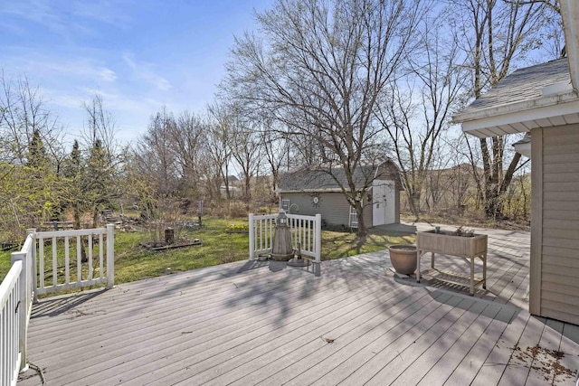 deck featuring an outdoor structure