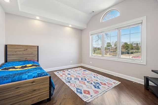 bedroom featuring recessed lighting, baseboards, visible vents, vaulted ceiling, and dark wood-style floors