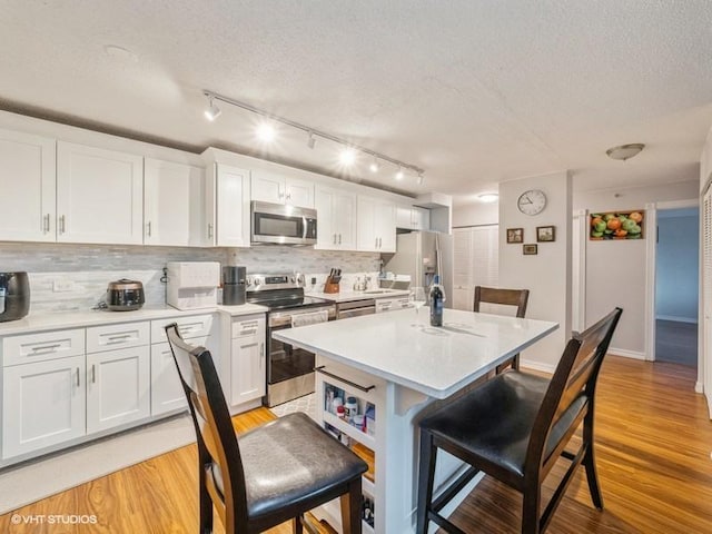 1840 Huntington Blvd Unit Bw314, Hoffman Estates, IL 60169 - photo 2