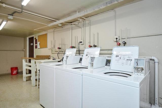212A Collen Dr Unit 104, Lombard, IL 60148 - community laundry room with a sink, washer and dryer, and light floors