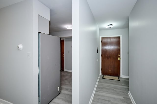 212A Collen Dr Unit 104, Lombard, IL 60148 - hallway with light wood-type flooring and baseboards