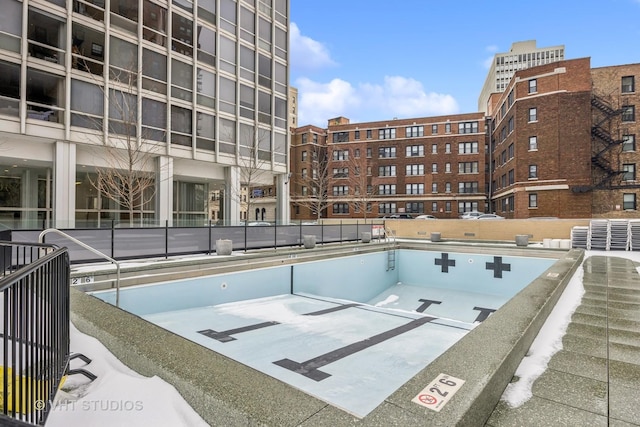 2400 N Lakeview Ave Unit 901, Chicago, IL 60614 - view of pool