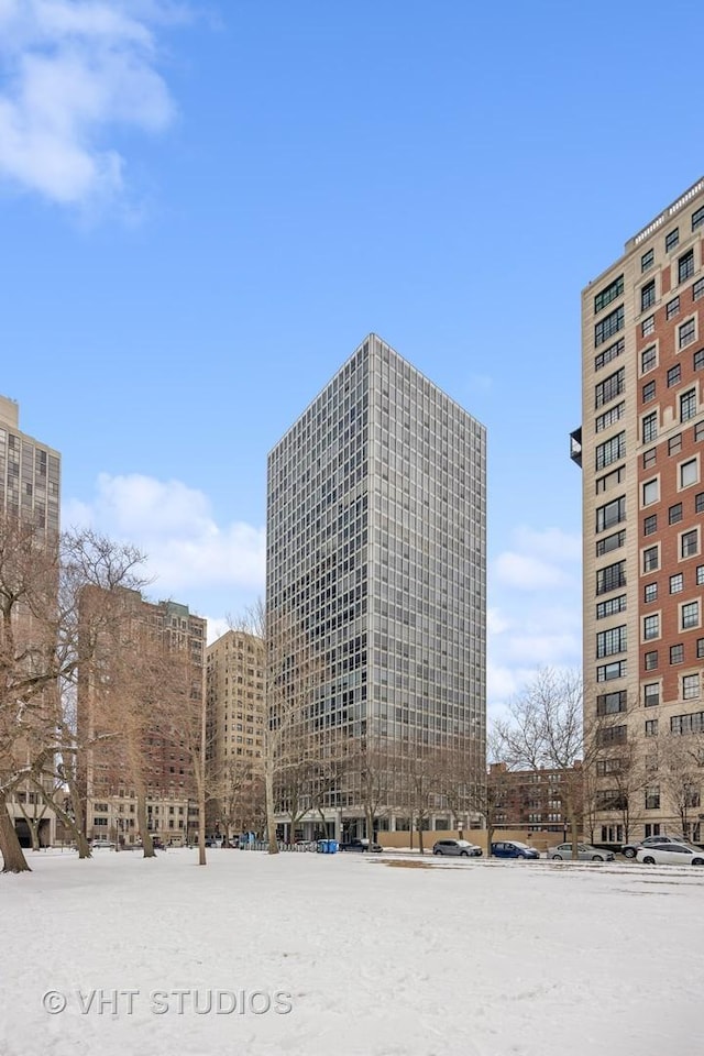 2400 N Lakeview Ave Unit 901, Chicago, IL 60614 - view of building exterior