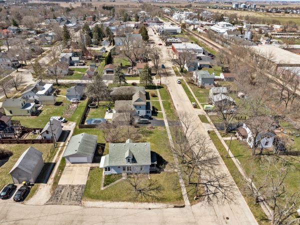 aerial view featuring a residential view