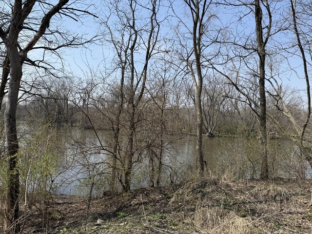 123 W Benton St, Oswego, IL 60543