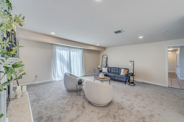 16112 Turner Ave, Markham, IL 60428 - carpeted living room with baseboards, visible vents, and recessed lighting