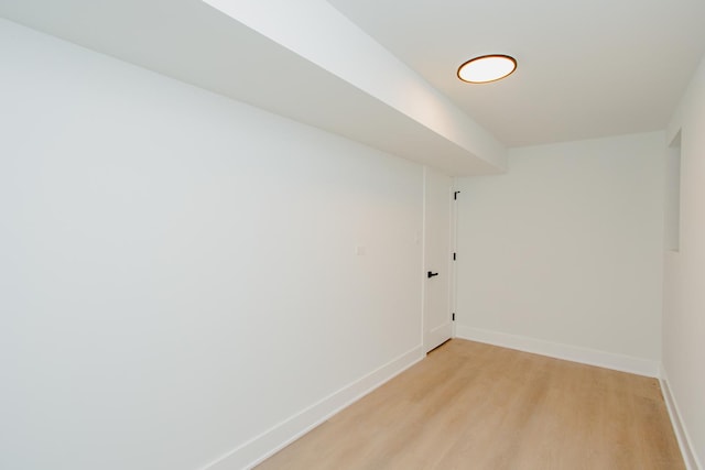 3621 N Richmond St, Chicago, IL 60618 - unfurnished room with baseboards and light wood-style floors