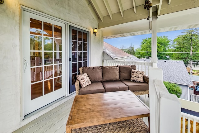 2609 Eisenhower Dr, Des Plaines, IL 60018 - view of patio with an outdoor hangout area