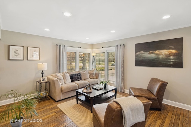 137 S Hickory St, Palatine, IL 60067 - living room featuring baseboards, crown molding, hardwood / wood-style floors, and recessed lighting