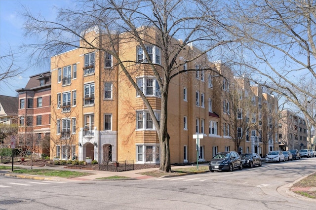 837 Erie St Unit 1, Oak Park, IL 60302 - view of building exterior