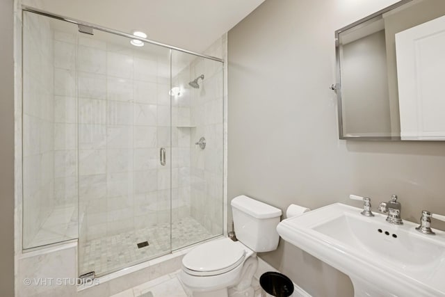 1605 N Chicago Ave, Arlington Heights, IL 60004 - full bathroom featuring a sink and a shower stall