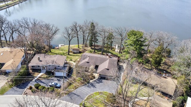 245 Banbury Rd, Mundelein, IL 60060 - aerial view of residential area with a large body of water