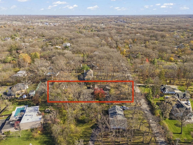 8712 W 121st St, Palos Park, IL 60464 - aerial view of property's location with property parcel outlined and a forest