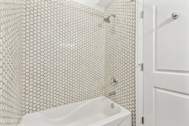 full bathroom with bathtub / shower combination
