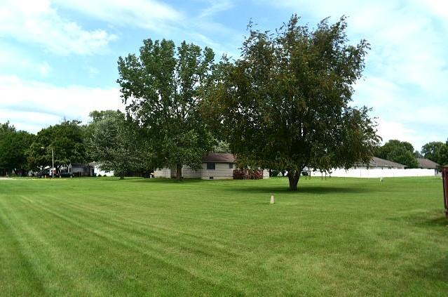 424 Meadow Lark Ln, Rock Falls, IL 61071 - photo 7