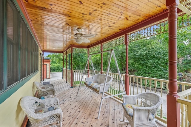 deck with ceiling fan