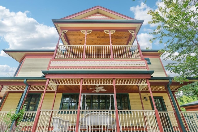 view of front of home with a porch