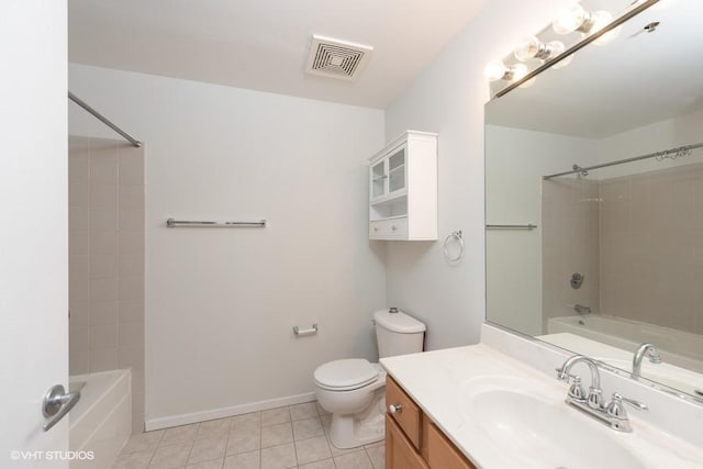 933 W Van Buren St Unit 523, Chicago, IL 60607 - kitchen with light countertops, light wood-style flooring, appliances with stainless steel finishes, and a sink