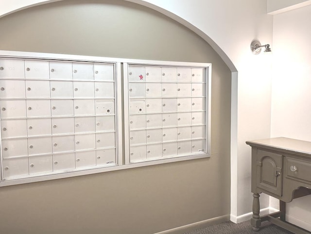 2050 Valencia Dr Unit 405, Northbrook, IL 60062 - view of community with mail area