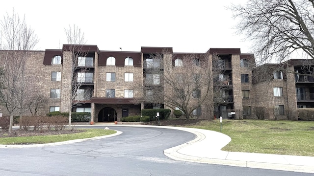 2050 Valencia Dr Unit 405, Northbrook, IL 60062 - view of apartment building / complex