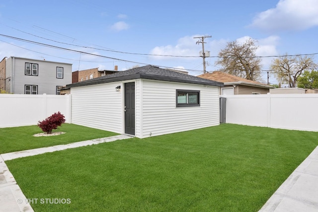 7440 S Oglesby Ave, Chicago, IL 60649 - view of outbuilding with an outbuilding
