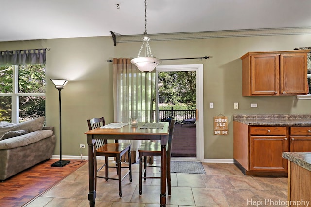 437 Deer Run Rd, Lakemoor, IL 60051 - dining area featuring baseboards
