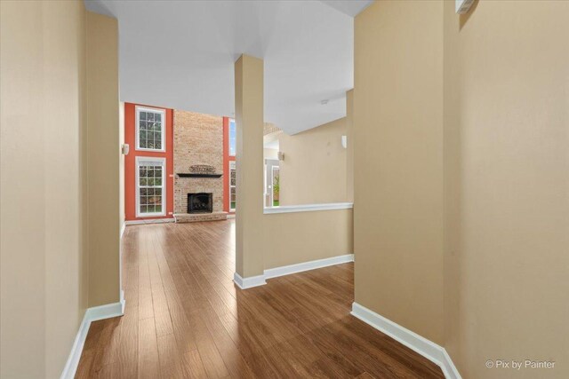 2097 Ivy Ridge Dr Unit 2097, Hoffman Estates, IL 60192 - corridor featuring dark wood-type flooring and baseboards
