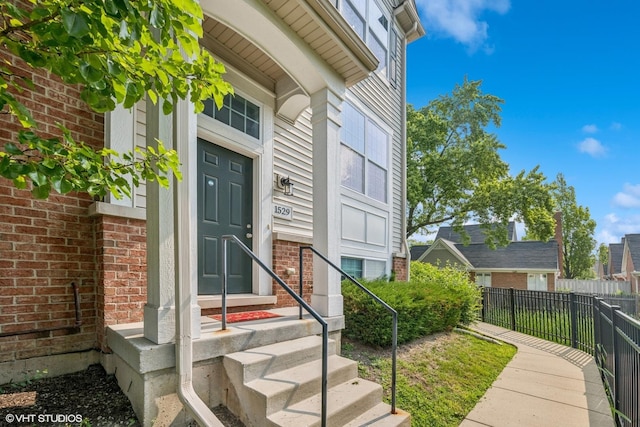 1529 E Arbor Ln, Arlington Heights, IL 60004 - property entrance featuring brick siding
