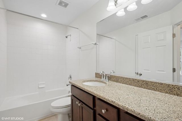 1529 E Arbor Ln, Arlington Heights, IL 60004 - bathroom with vanity, washtub / shower combination, and recessed lighting