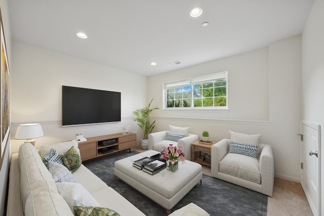 1529 E Arbor Ln, Arlington Heights, IL 60004 - carpeted living room featuring recessed lighting